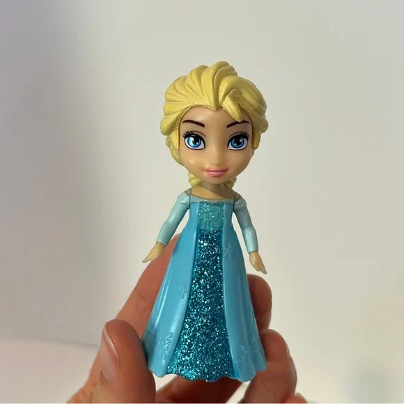 Disney Frozen Elsa Anna and Aurora Pappy Doll Lot Figure PVC Toys Mini Adventure - Picture 6 of 13